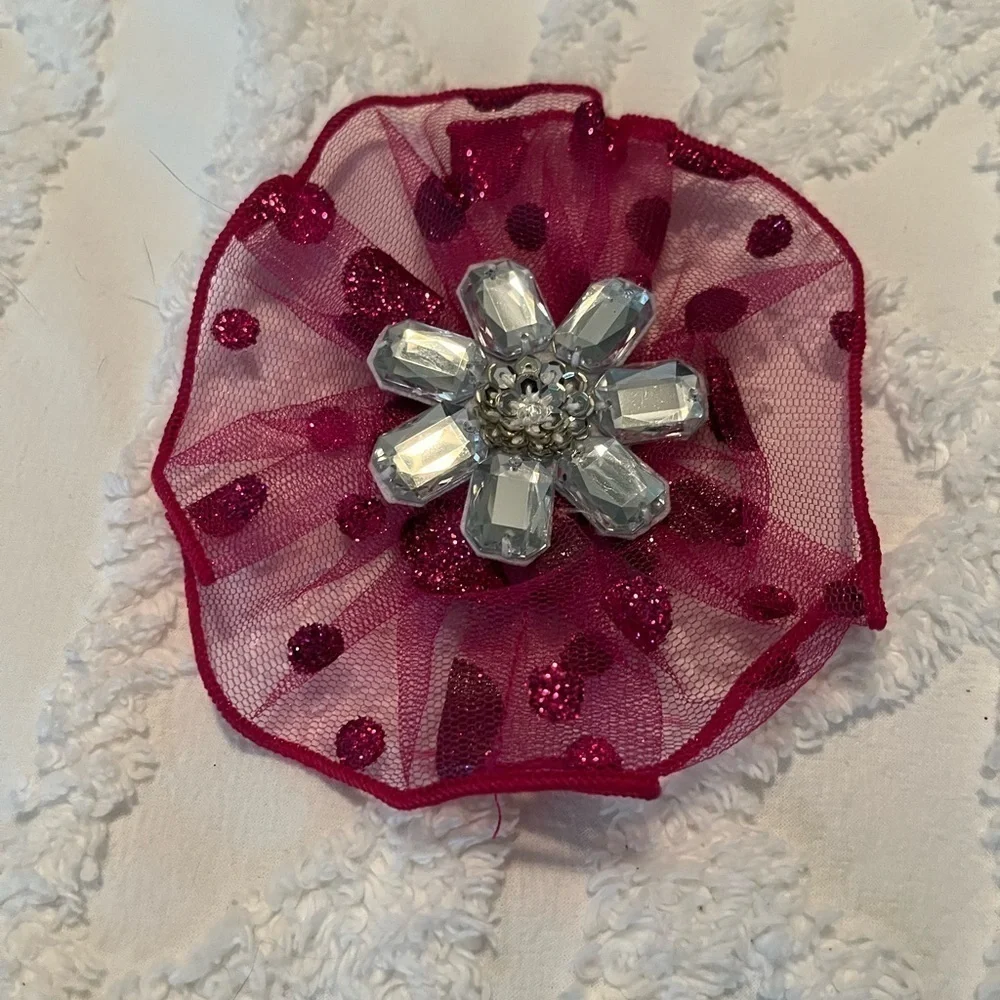 Curtain Call Dance/Ballerina Costumes Fushia Pink childs size CME - Hair Clip